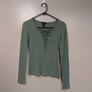 Long sleeve knit top